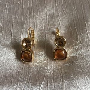 cool earring, Color camel